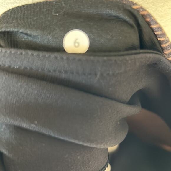 Lululemon Wunder Under Luon Leggings - Size 6 - Picture 4 of 13